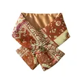 Bufanda tradicional china de 100% seda de morera con motivos florales rojos - 82x13cm / Seda Xiangyun Jacquard Brillante