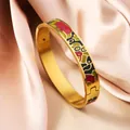 Elegante pulsera rígida de acero de titanio esmaltado con baño de oro de 18K real - Ancho de 10mm / Rojo Amarillo Verde Oscuro Floral Geométrico (SZ730)