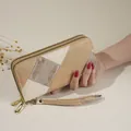 Portefeuille vintage en daim synthétique à double fermeture éclair avec dragonne beige - Blanc Cassé