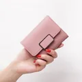 Small elegant pink leather folded wallet with a stylish rectangular metal clasp for women - Cube Style / Light Pink