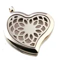Stainless steel heart-shaped essential oil diffuser perfume locket pendant for women - Hollow Floral Style / Silver (Red)