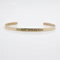 Armreif aus Roségold-Edelstahl mit eingraviertem Spruch "it is well with my soul" - Es ist gut um meine Seele bestellt