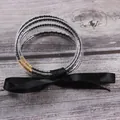 Pulsera de silicona de cinco capas con cuentas negras y un elegante lazo de cinta - Negro