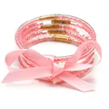 Set di 5 braccialetti in silicone con perline rosa decorati con un fiocco in nastro di raso - Set a 5 Strati (JB618) / Rosa
