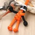 Creatieve handgemaakte paracord gevlochten pop figuur sleutelhanger in oranje en zwart - Helm Oranje Touw
