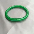Bracelet jonc bouddhiste en silicone vert avec finition pailletée, variante de 9 mm d'épaisseur - Jaune-vert