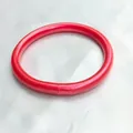 Bracelet jonc bouddhiste rouge en silicone, épaisseur 9mm avec finition brillante. - Rose rouge