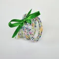 Set van 10 kleurrijke met kralen gevulde PVC jelly armbanden met een groen lint - Rocailles