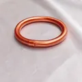 Bracelet jonc bouddhiste en silicone orange de 9 mm d'épaisseur fini métallique - Or Rose Foncé