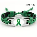 Pulsera de cuero trenzada a mano con cinta de conciencia verde y cúpula de vidrio - Cinta Verde (NO.10)