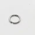 Minimalistischer silberner Edelstahl-Clip-Ohrring für Ohren ohne Ohrlöcher Design - 2.5*10mm / Stahlfarben