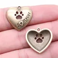 Antiker bronzefarbener Herzanhänger mit 'I love my cat' Gravur und niedlichem Pfotenabdruck. - Antikbronze