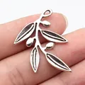 Antique silver olive branch pendant charm for DIY jewelry making projects - Vintage Olive Branch Pendant (B18944) / Antique Silver