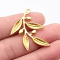 Vintage gold-plated metal olive branch pendant jewelry accessory charm, 39x30mm - Vintage Olive Branch Pendant (D12936) / Bright Gold