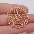 Gran colgante de flor hueca dorada 38x38mm para hacer accesorios de joyería DIY - Oro KC (D12056)