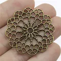 Gran colgante de filigrana de flores en bronce antiguo para material de joyería DIY - Bronce Antiguo (A12192)