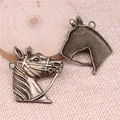 Antikbronze Pferdekopfanfänger für vintage DIY Schmuckherstellung Projekte - Antikbronze