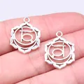 Antique silver yoga chakra pendant 23x19mm made of vintage zinc alloy jewelry charms - Hollow Lace Chakra (B16385) / Antique Silver