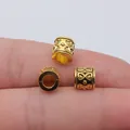 Set mit 8 mm vergoldeten Distanzperlen mit Herzgravur für die DIY-Schmuckherstellung und Handwerk - Herz Großlochperle (D10755) / Altgold