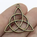 Antique bronze Celtic Triquetra knot amulet pendant for DIY jewelry making crafts - 10 Pieces Pack / Antique Bronze (A10395)