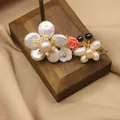 Fermaglio vintage per capelli fatto a mano con perle d'acqua dolce su base in legno - Fermaglio Capelli Farfalla Fiore