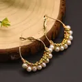 Orecchini a cerchio in oro vintage fatti a mano con perle bianche e perline - Stile Cerchio Semplice
