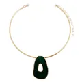 Retro gold-toned metal choker necklace featuring an irregular hollow green resin pendant - Irregular Hollow Pendant Choker (ZW2163) / Green