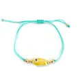 Bracelet tissé vert menthe avec breloque poisson jaune et cordon réglable pour femme. - Style de Poisson Jaune (B-B25081102C)