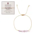 Bracelet réglable fait main en cordon doré avec perles violettes et carte de vœux incluse - B-b24100802g-p1