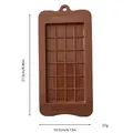 Detailed view of brown silicone chocolate mold specifications with dimensions and weight - 24-Grid Rectangular Array (7)