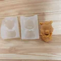 Vue détaillée du moule en silicone tigre 3D avec figurine en plâtre sur bois - Ensemble de Moules de Tigre