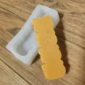 Silicone mold detail showing cute 4-stacked bear shape for DIY candles and mousse - 4-Bear Head Link (1#)