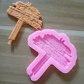 Détail du moule en silicone et du produit fini Happy Birthday pour décor de gâteau - L
