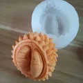 Moule en silicone durian détaillé montrant la texture réaliste pour décorations de gâteaux - 4 Pouces