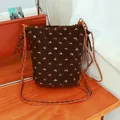 Elegante bolso bandolera de lana de cordero marrón con lunares blancos y correa naranja - Estilo de Cubo Pequeño (HT-277) / Cordón / Café Floral