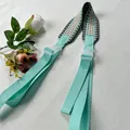 Luxe verstelbare muntgroene geborduurde nylon schouderriem met witte plastic gespen - Beige-Blauwe Brede Jacquard Band / Eén maat