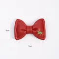 Elegante fiocco in pelle 3D rosso con ricamo a ciliegia, dimensioni 7x5cm - 5 Pezzi / Rosso / 7x5cm