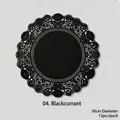 Elegante papel de encaje negro para embalaje floral, 50 cm de diámetro, material de bricolaje. - Redondo / 12 Hojas / Grosella negra