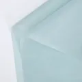 Waterdicht lichtblauw vliesbloem inpakpapier met een subtiele stippenstructuur - Loshang Serie / Verpakking van 20 / Aquablauw