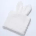 Envoltorio de ramo de felpa blanca con orejas de conejo para arreglos florales - Gran Conejo Blanco (20*70cm) / Longitud de Oreja 18cm / Blanco