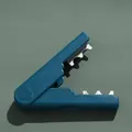 Limpiador de espinas de rosas profesional en plástico verde azulado con dientes de aleación - Azul Pavo Real (1 Pieza) / 14*3.5*2.5cm