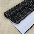 Rotolo di tessuto tweed a scacchi nero e oro per confezioni regalo e floreali di lusso. - Offerta Speciale 004 Griglia Oro e Nero (Plastificata) / 0,5x1,5 Metri