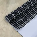 Classico rotolo di tessuto tweed a scacchi bianco e nero per eleganti bouquet di fiori. - Offerta Speciale 002 Griglia Bianca e Nera (Plastificata) / 0,5x1,5 Metri