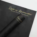 Elegantes schwarzes Rosen-Geschenkpapier mit Goldfolie Love is Romantic für Blumensträuße - 10 Stück/Packung (38*53cm) / Napoleon Schwarz