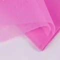 Levendig roze monochroom katoenpapier voor boeketvoering en geschenken. - 33 Stuks/Verpakking / Dieproze