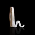 Weißes Ripsband mit Goldprägung 'LOVE IS ETERNAL' für Geschenkverpackungen. - Goldfolie Love Is Eternal / 1.0cm Breite / 40 Yards / Weiß