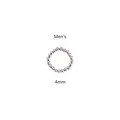 Primer plano de un anillo elástico de cuentas de acero de titanio de 4 mm para hombres - 4mm Men's Style (JZ1168S)