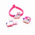 Süßes rosa 3-teiliges Alpaka-Schmuckset mit PVC-Armband, Ring und Haarspange für Kinder - Dreiteiliges Set / Rot