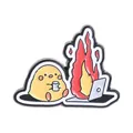 Süßer Cartoon-Küken-Emaille-Pin mit brennendem Laptop für fleißige Büroangestellte - Bürobrand Küken (UVXZ408)