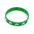 Bracelet en silicone vert avec motifs trèfle blanc pour cadeau de la Saint-Patrick - Trèfle Blanc (Style 5)